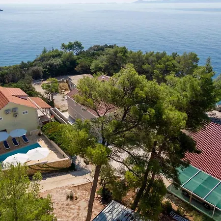 Casa de Férias Holiday Prizba 1 *