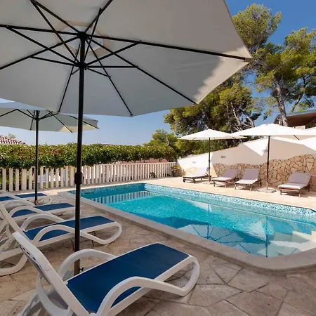 Holiday Prizba 1 * Brna